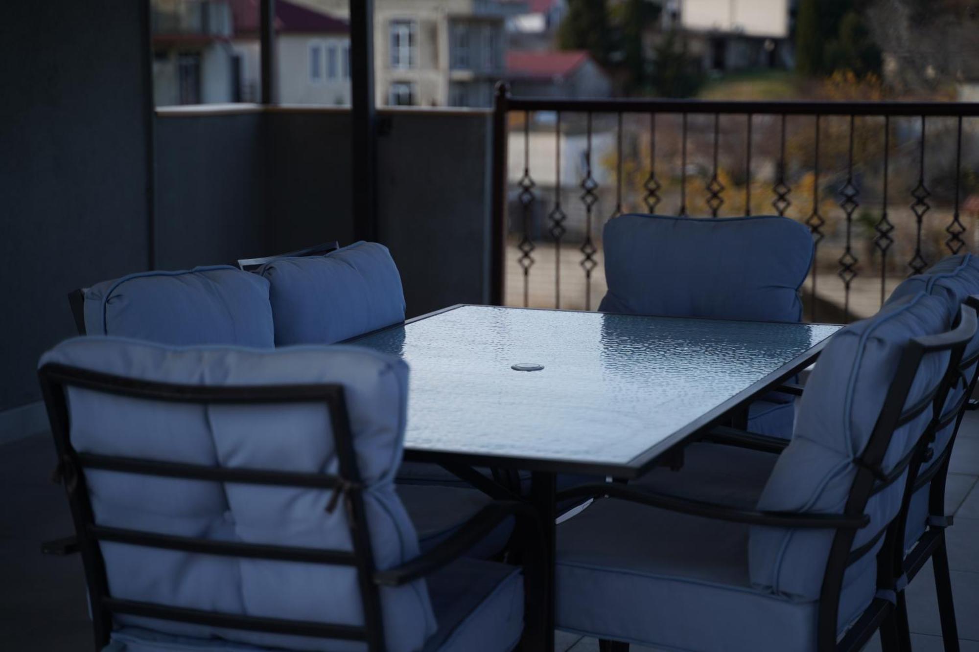 Tbilisi Sea Hotel Екстериор снимка